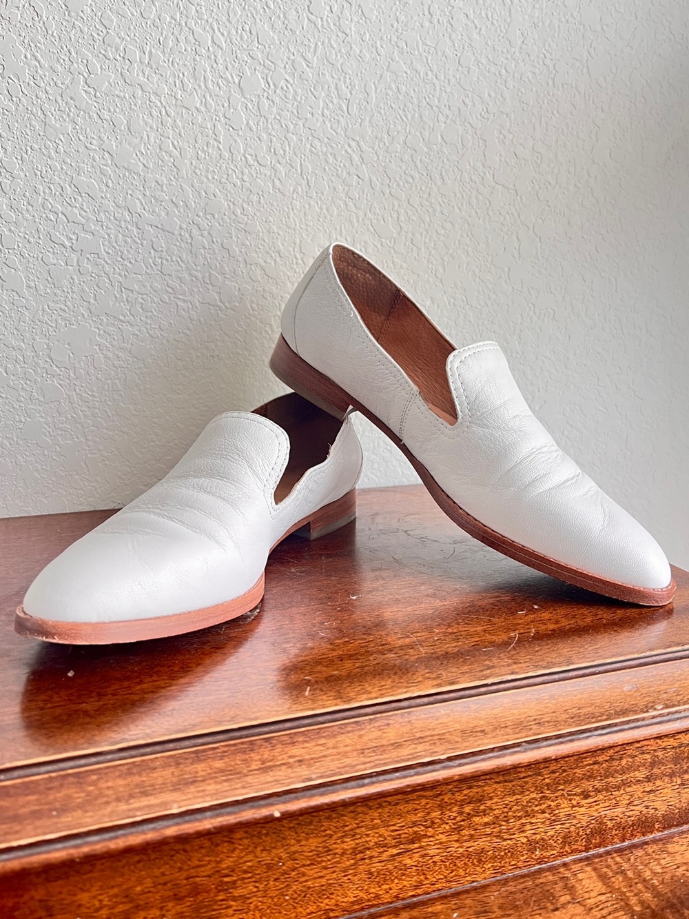 FRYE Grace Venetian Women’s White Leather Loafers Booties Flats Shoes 8.5M